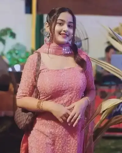Call Girls Garhi Cash On Delivery